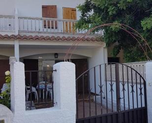 Vista exterior de Casa adosada en venda en Altafulla amb Terrassa, Moblat i Piscina comunitària