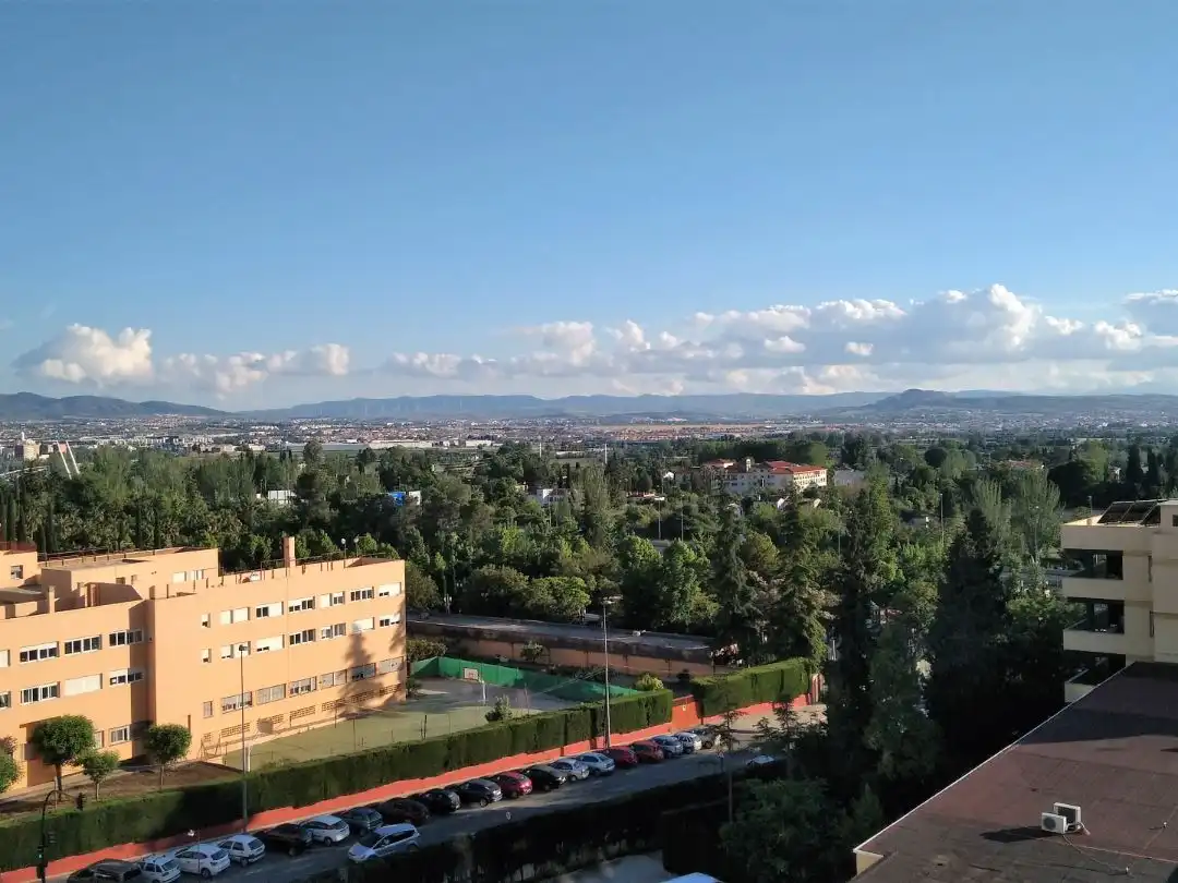 Außenansicht von Wohnung zur Miete in  Granada Capital mit Klimaanlage