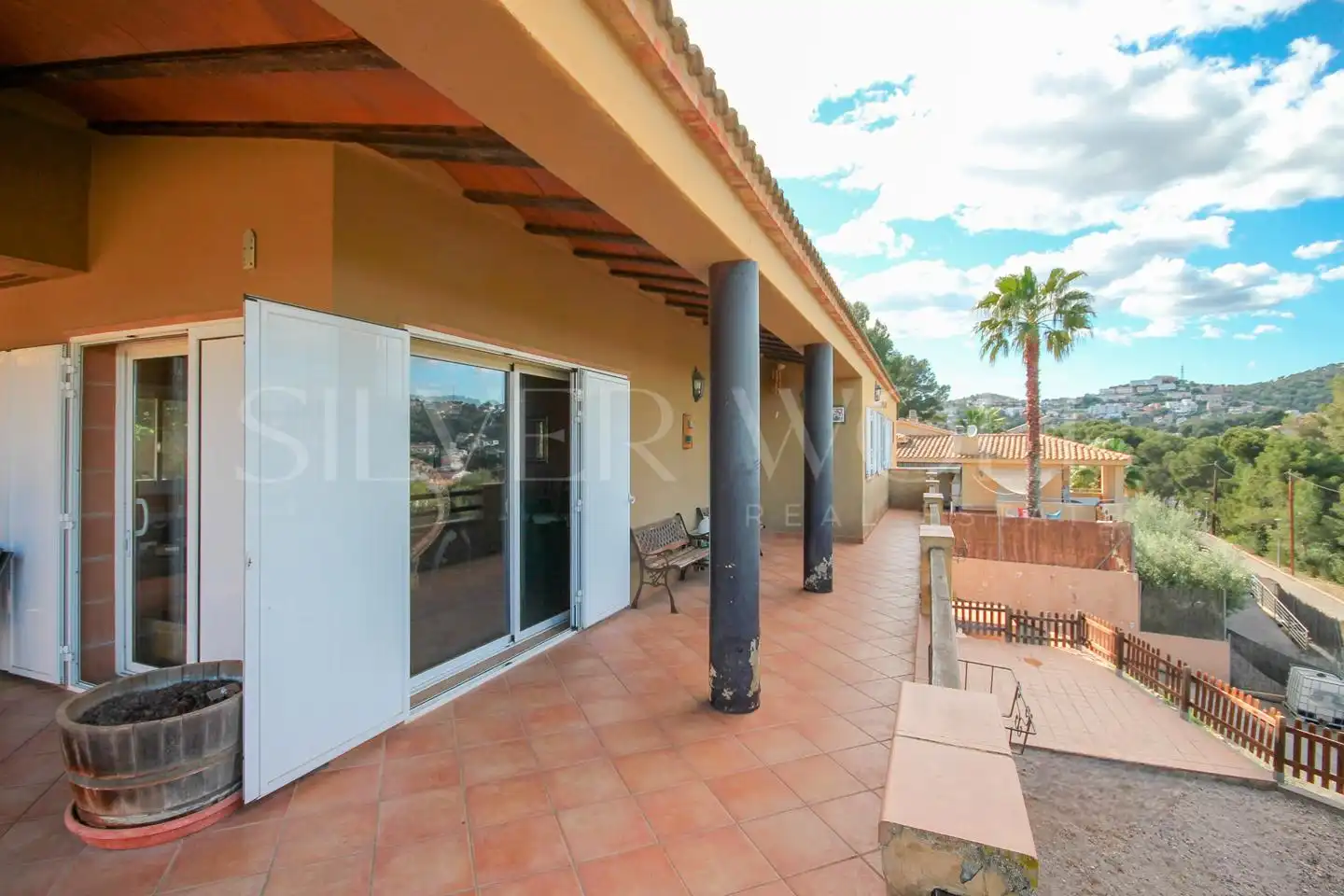 Terrassa de Casa o xalet en venda en Cubelles amb Calefacció, Jardí privat i Terrassa