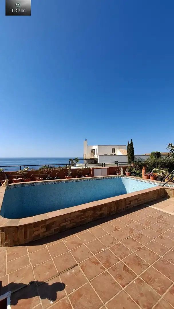 Piscina de Casa o xalet en venda en Almuñécar