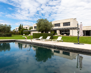 Jardí de Casa o xalet de lloguer en Pozuelo de Alarcón amb Aire condicionat, Jardí privat i Terrassa