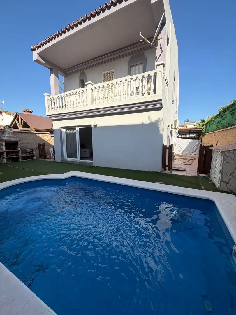 Casa amb piscina en venda a San García, imagen 3