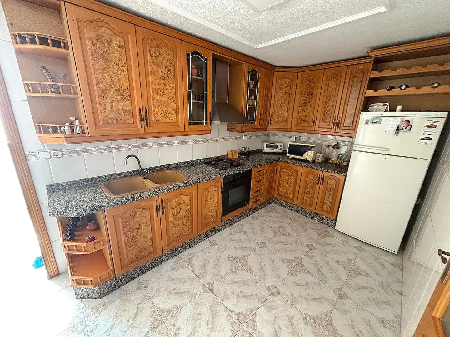 Kitchen of Flat for sale in Elche / Elx  with Furnished, Oven and Balcony