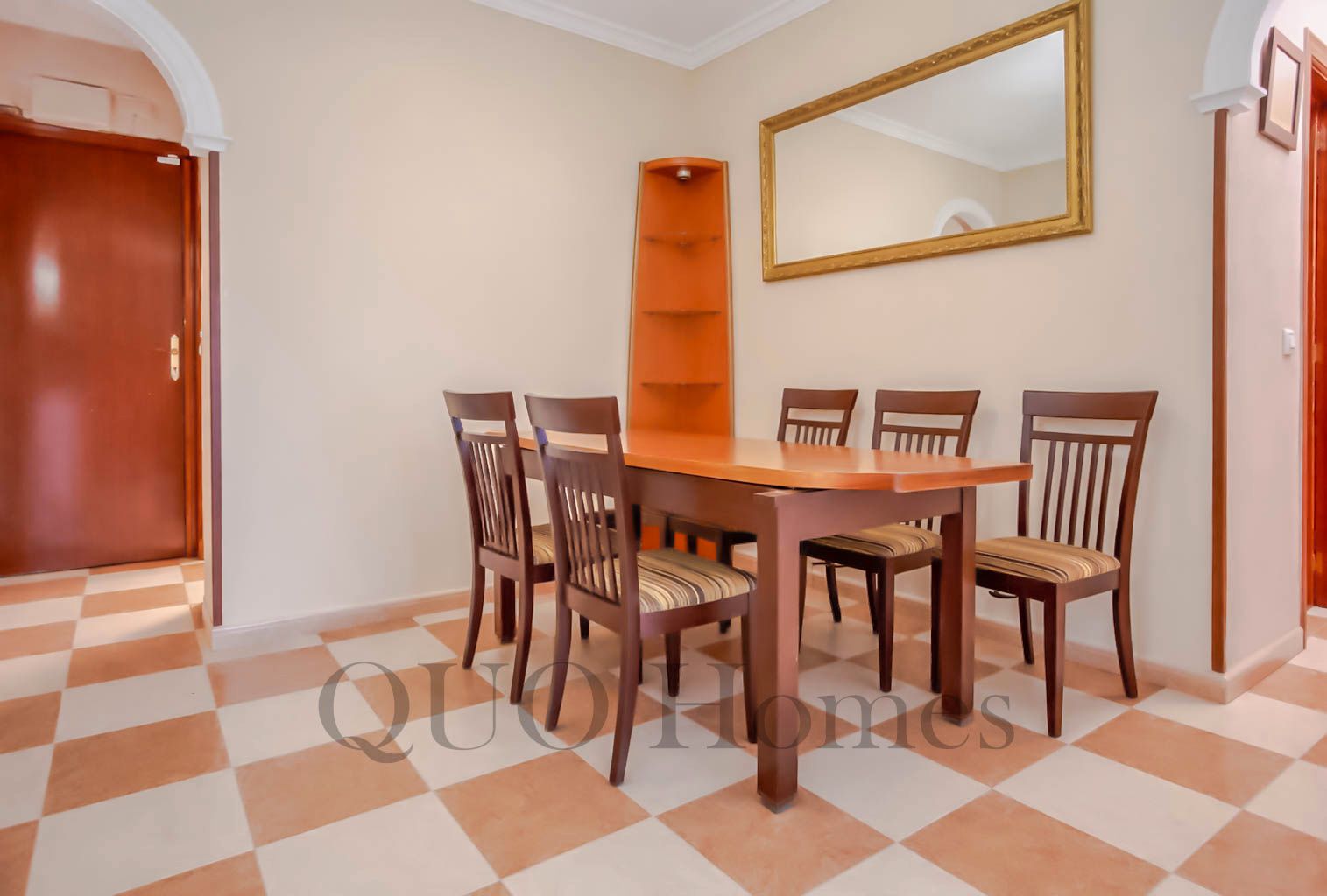 Menjador de Pis en venda en Jerez de la Frontera amb Aire condicionat, Moblat i Rentadora