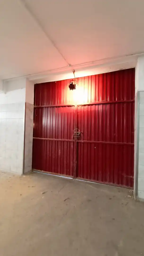 Fabrikhallen zum Verkauf in Tineo