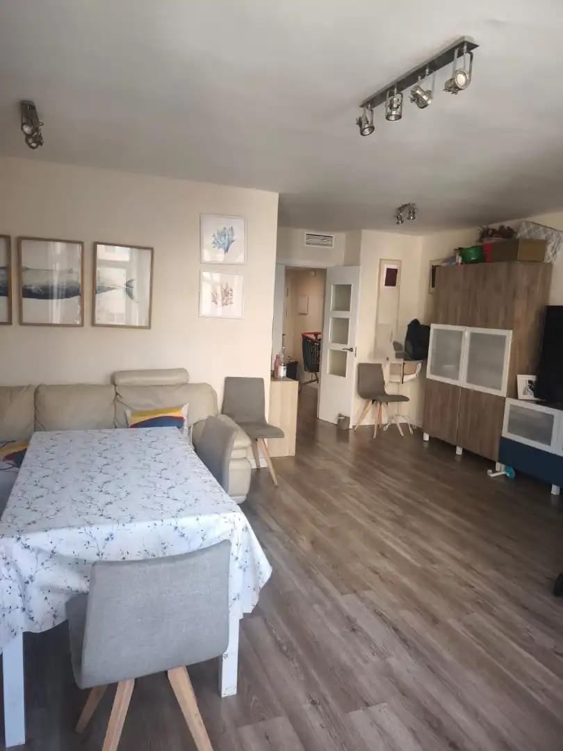 Habitación de Piso en venta en Melilla con Aire acondicionado, Terraza y Trastero