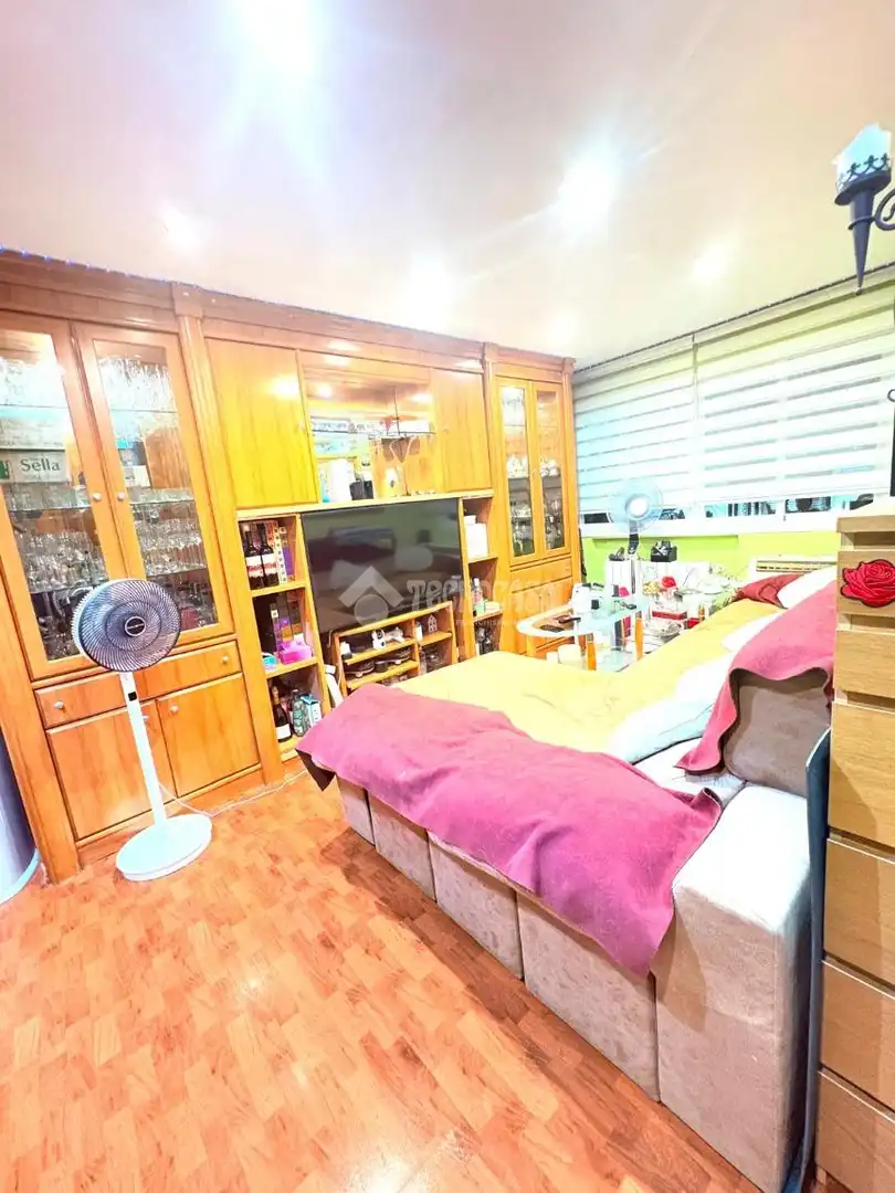 Bedroom of Flat for sale in Fuenlabrada  with Air Conditioner and Heating