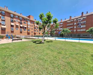 Exterior view of Flat for sale in Fuenlabrada  with Air Conditioner, Heating and Parquet flooring