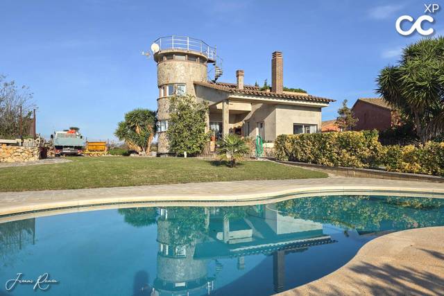 Casa-chalet en Venta en Carrer Quermanço en Pedret i Marzà