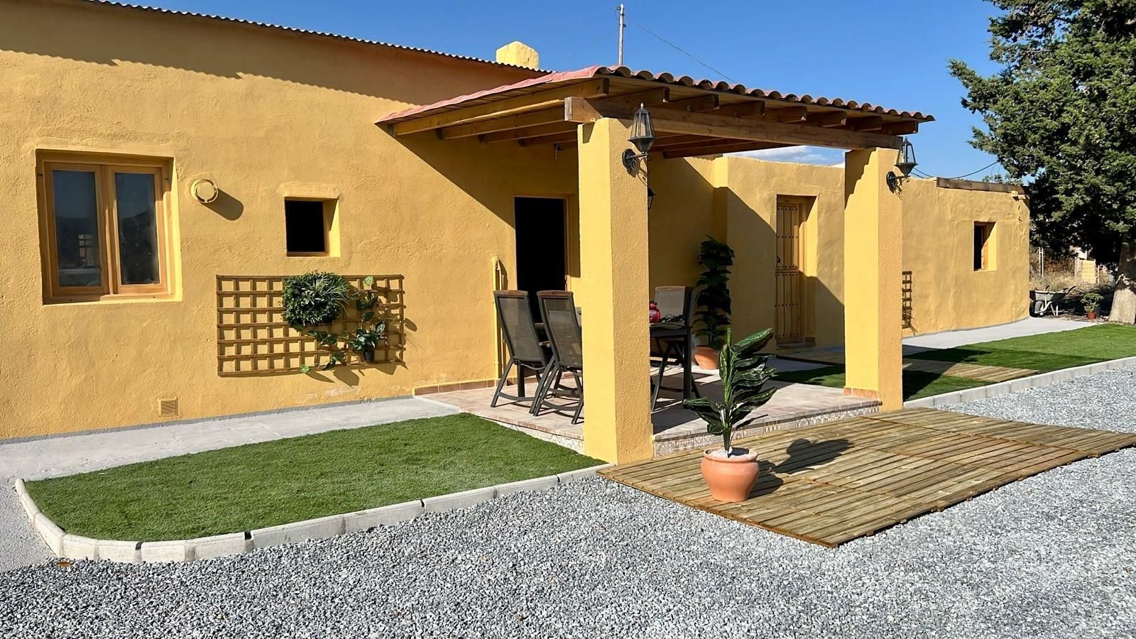 Vista exterior de Finca rústica en venda en Somontín amb Traster