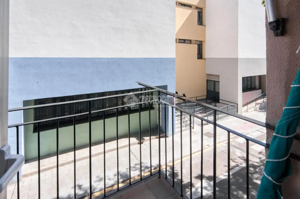Balcony of Flat for rent in Salamanca  with Heating