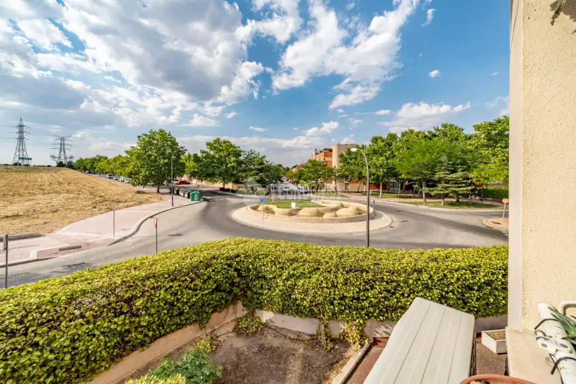 Vista exterior de Pis en venda en Getafe amb Aire condicionat, Terrassa i Traster