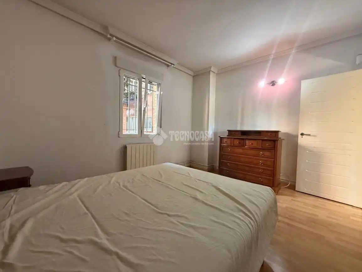 Bedroom of Flat for sale in Alcalá de Henares  with Heating