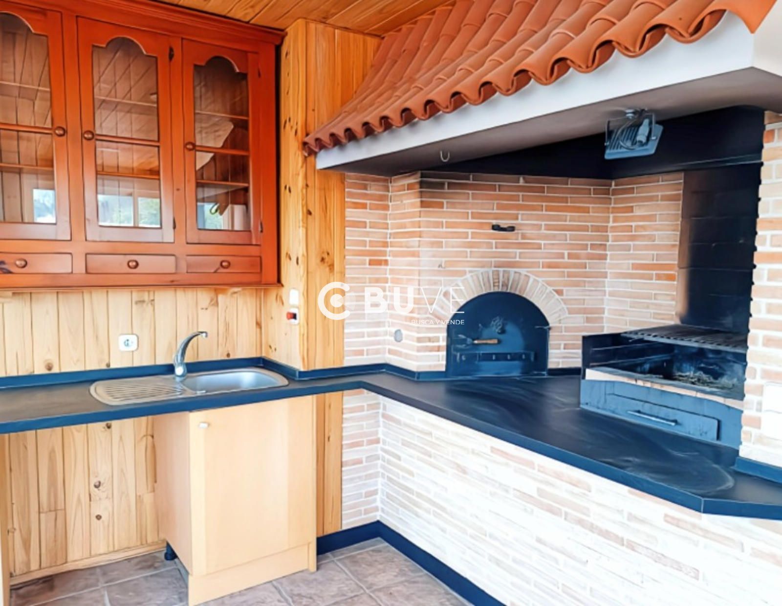 Kitchen of Duplex for sale in  Madrid Capital