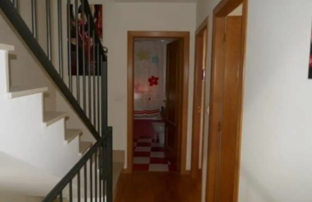 Casa adosada en venta en Fuensaldaña con Calefacción y Trastero