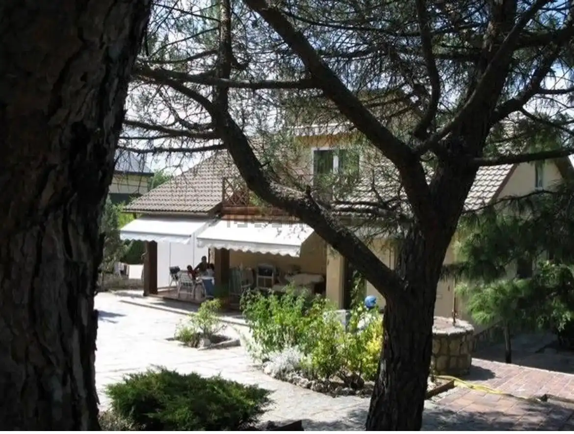 Casa o xalet en venda en Collado Mediano amb Jardí privat, Terrassa i Traster