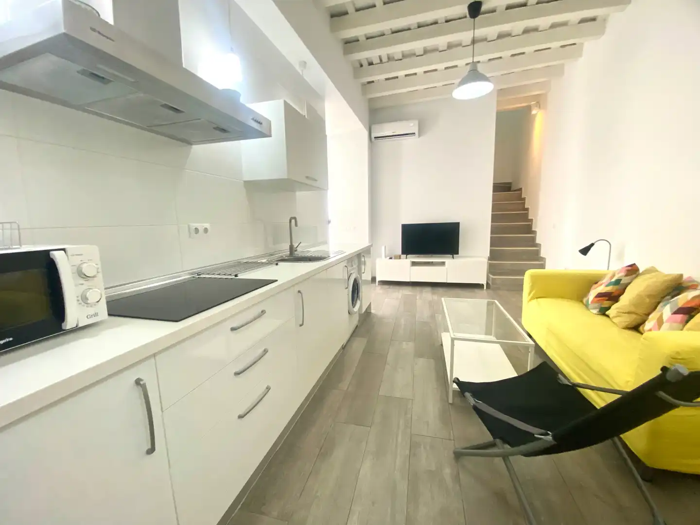 Cuina de Dúplex en venda en Cádiz amb Aire condicionat, Traster i Moblat