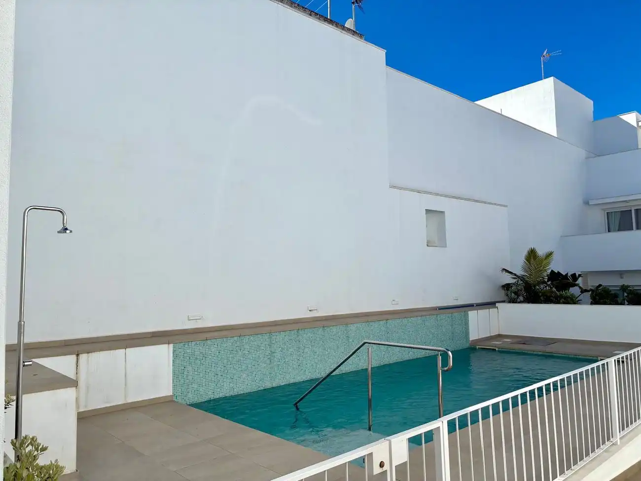 Piscina de Apartamento en venta en Conil de la Frontera con Aire acondicionado, Calefacción y Terraza