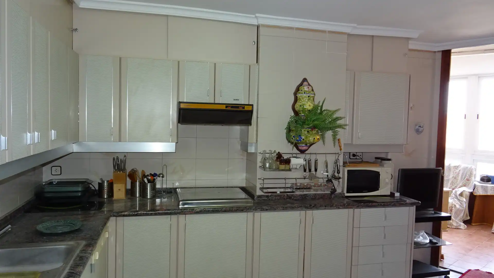 Cocina de Piso en venta en Alicante / Alacant con Aire acondicionado, Calefacción y Parquet