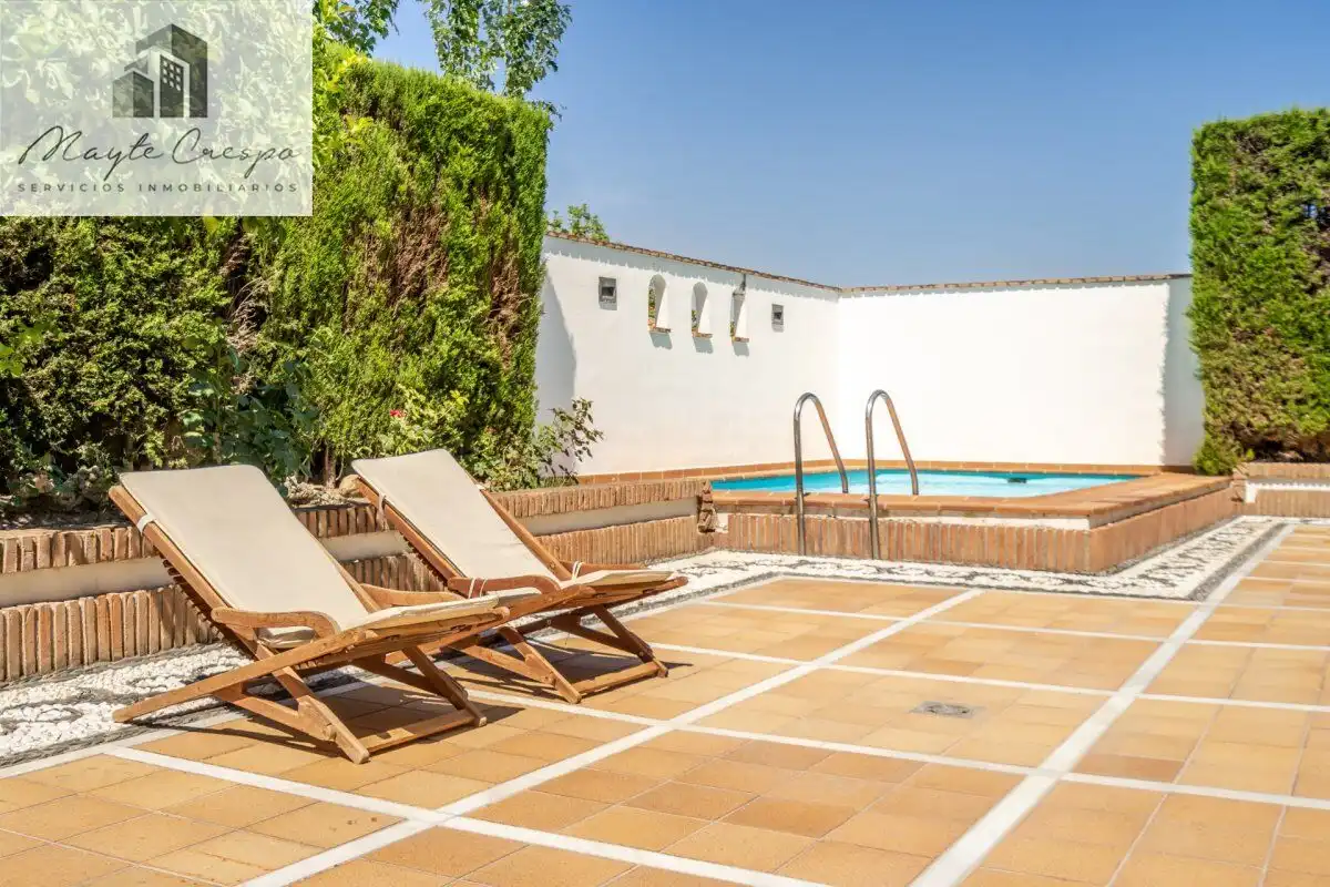Terraza de Casa o chalet en venta en La Zubia con Aire acondicionado, Calefacción y Jardín privado