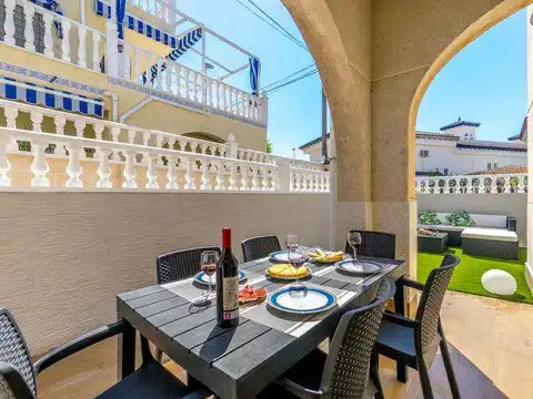 Detached house with terrace for sale in La Mata, imagen 2