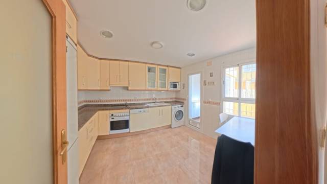 Casa-chalet en Venta en Avenida Pintor Fernando Soria en Alicante Golf