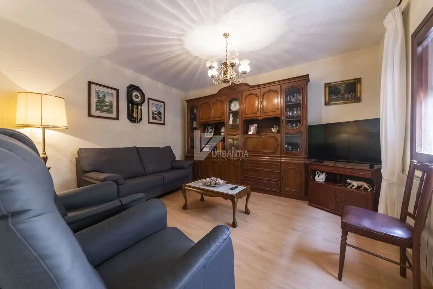 Sala de estar de Casa o chalet en venta en Miranda de Arga con Aire acondicionado, Calefacción y Jardín privado