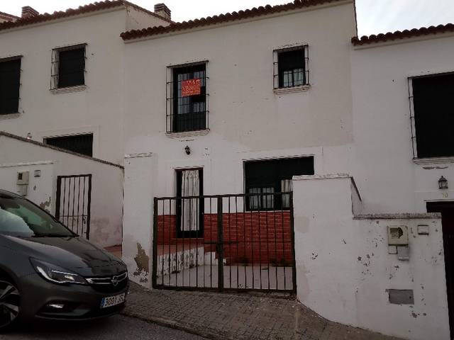 Dúplex en Venta en Calera de León