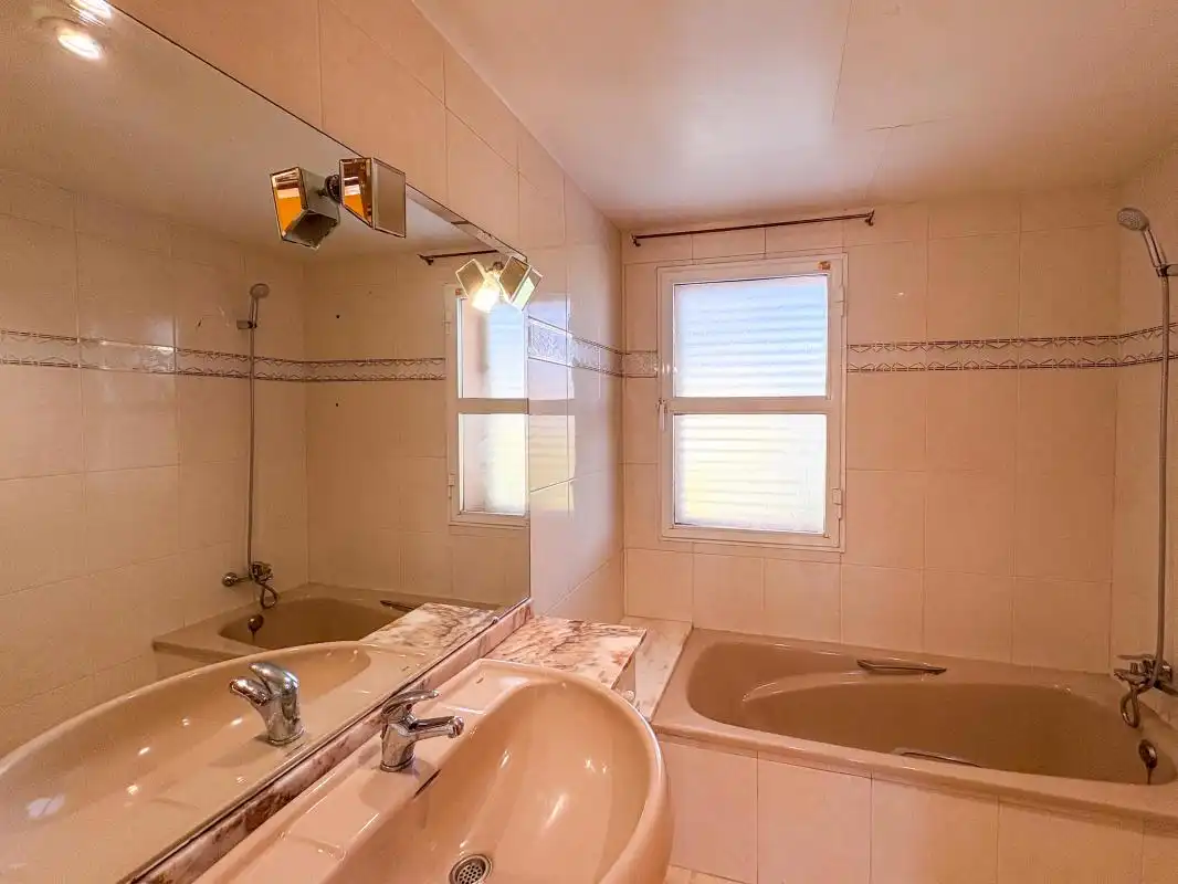 Baño de Casa o chalet en venta en Gandia con Aire acondicionado, Calefacción y Jardín privado