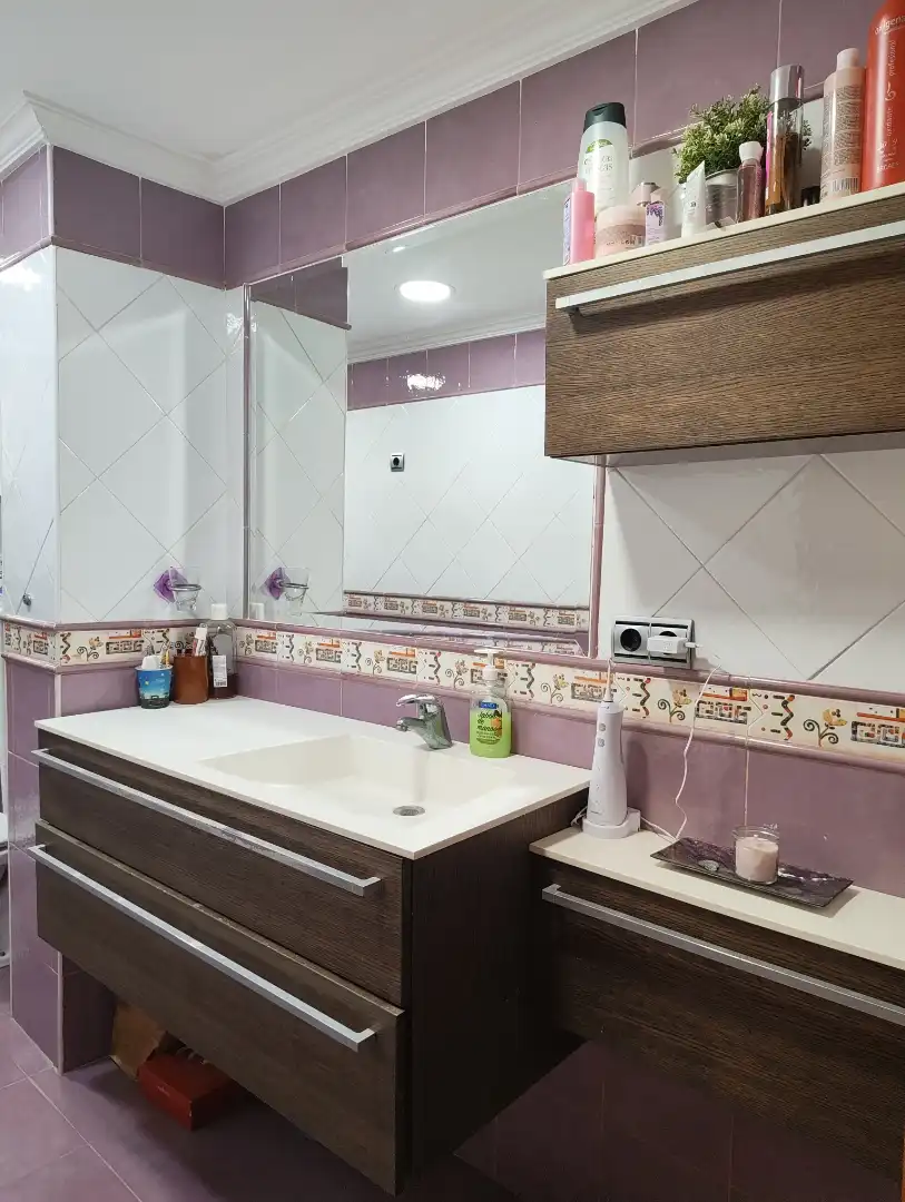 Bany de Casa o xalet en venda en Benalmádena amb Aire condicionat, Calefacció i Jardí privat