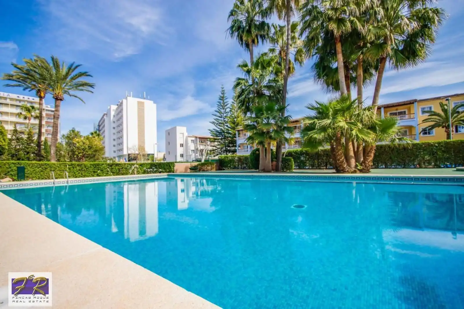 Piscina de Piso en venta en Alcúdia con Aire acondicionado, Terraza y Piscina