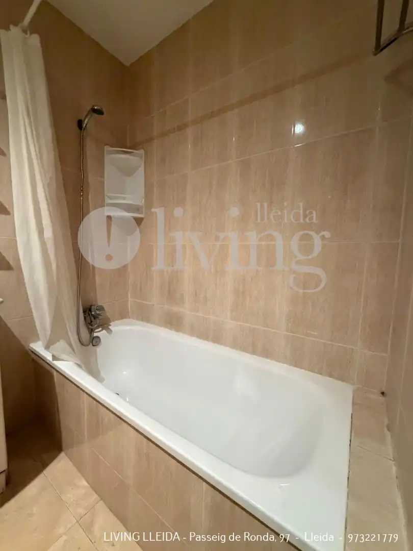 Piso con terraza en venta en Carretera d'Agramunt, imagen 16