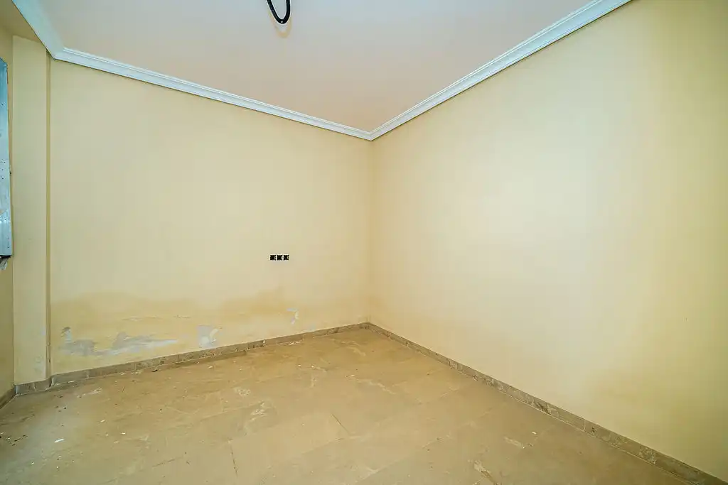 Edificio en venta en Tàrbena