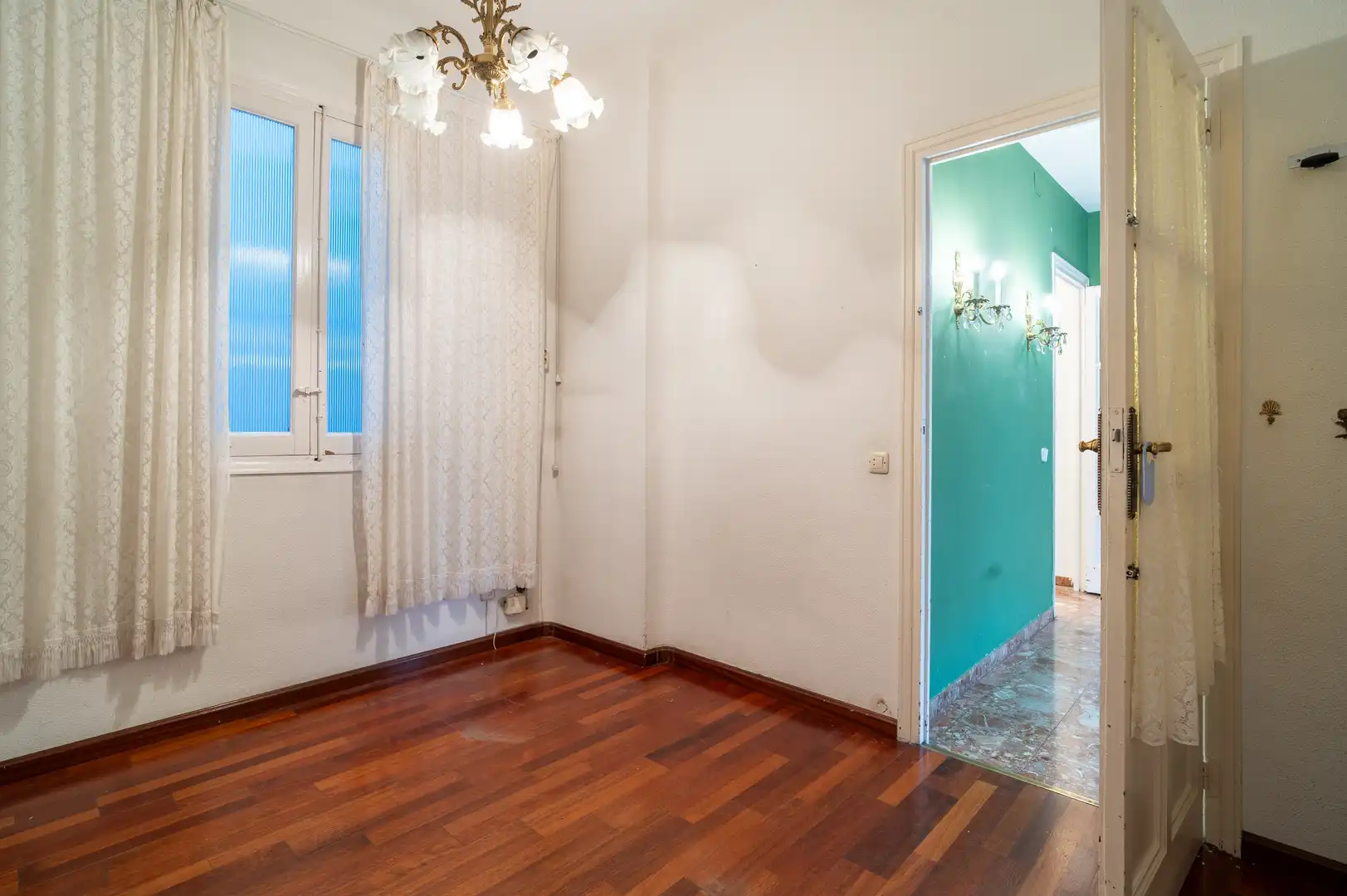Piso en venta en Madrid con Calefacción y Terraza