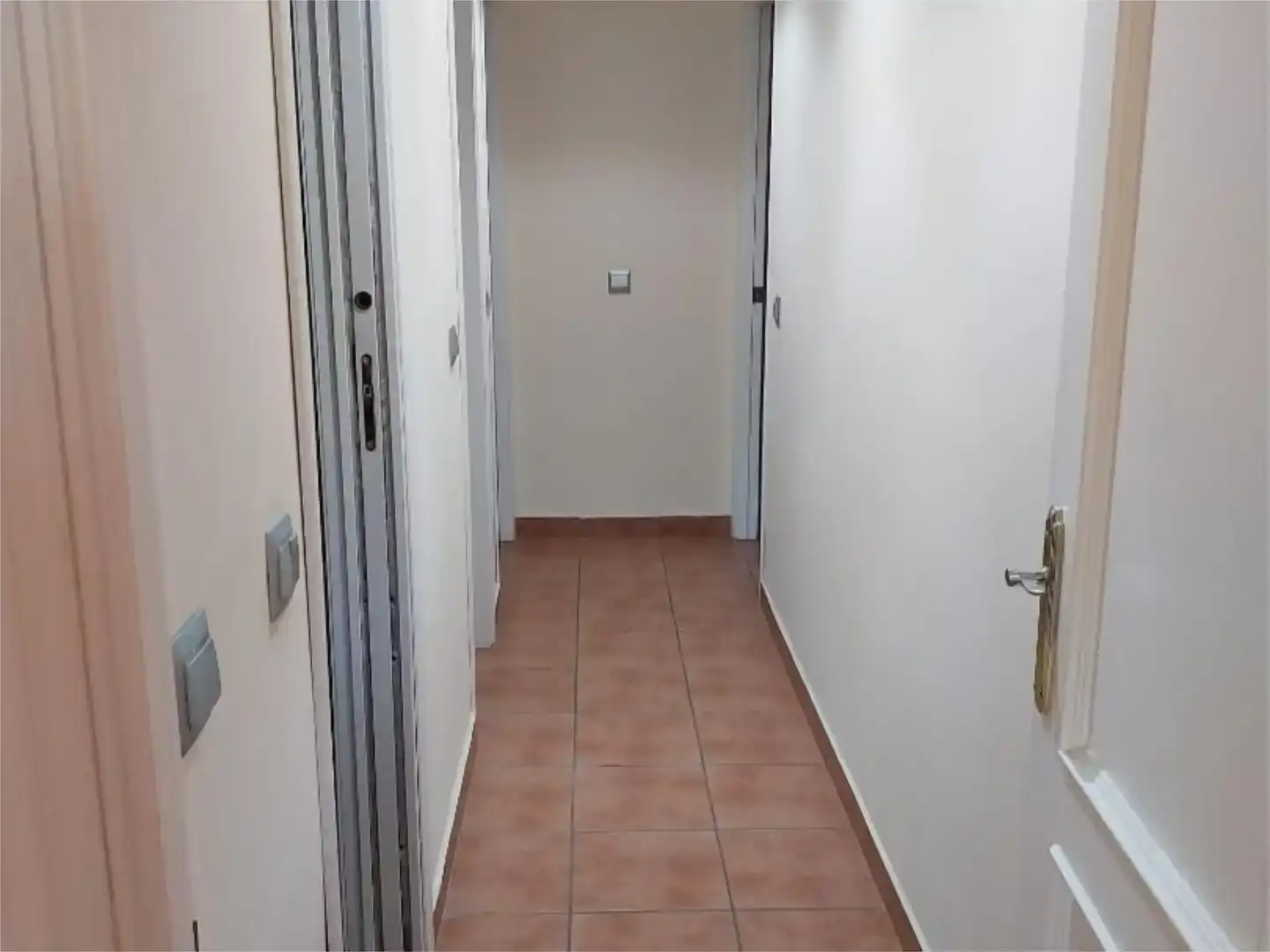 Piso en venta en Estepona con Jardín privado, Trastero y Piscina
