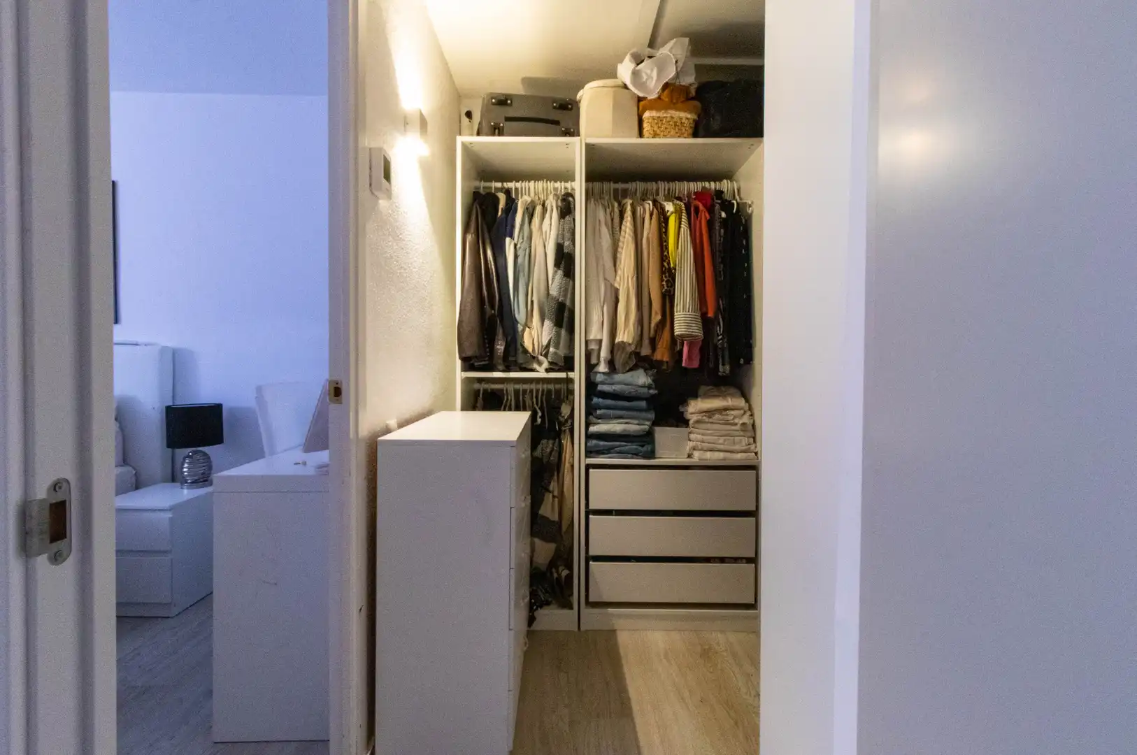 Schlafzimmer von Maisonette zum Verkauf in Sant Adrià de Besòs mit Klimaanlage, Heizung und Ofen