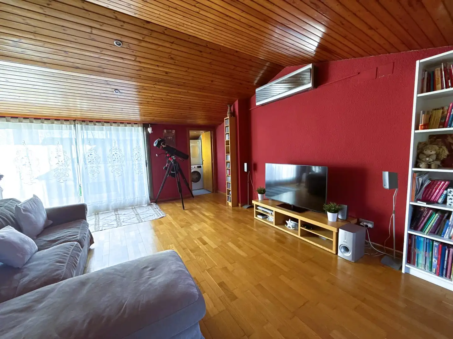 Sala d'estar de Casa adosada en venda en Les Franqueses del Vallès amb Aire condicionat, Calefacció i Parquet