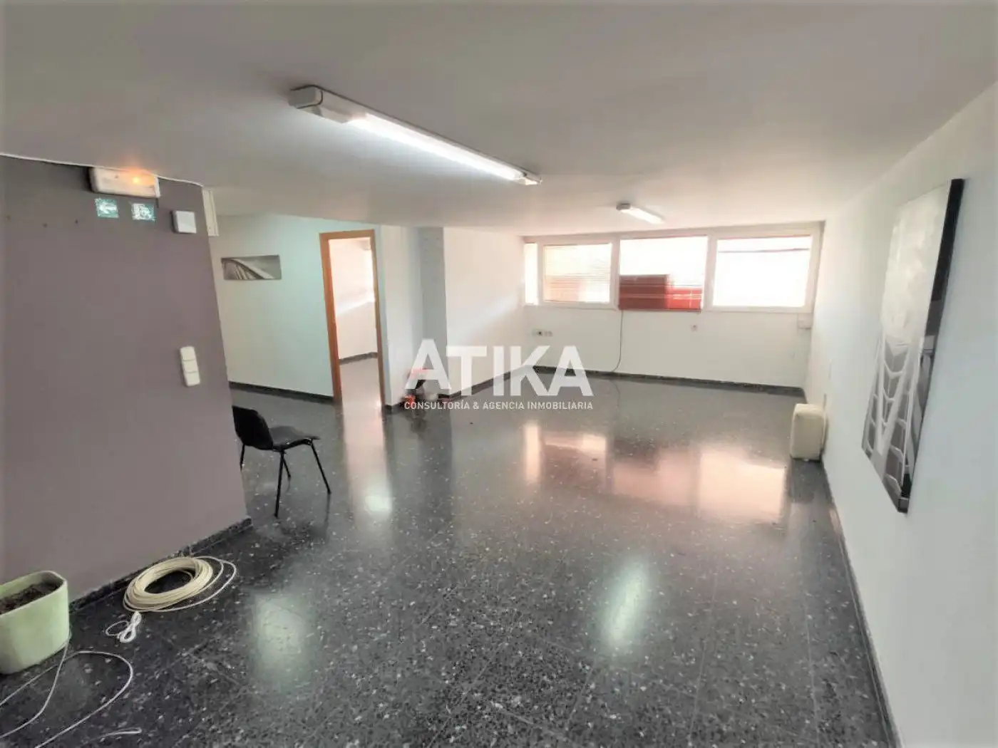 Oficina en venda a Sant Josep - Zona Hospital