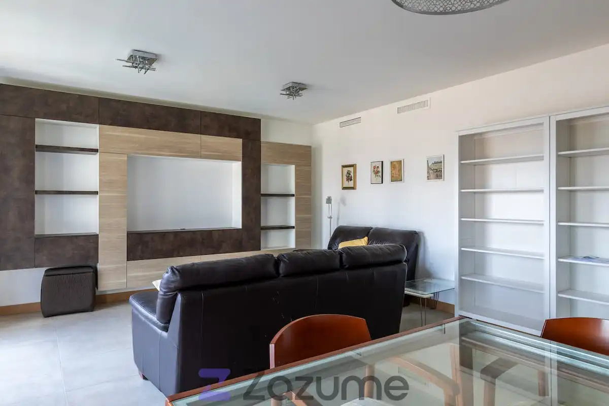 Living room of Flat for rent in Madrid  with Air Conditioner, Private garden and Terrace