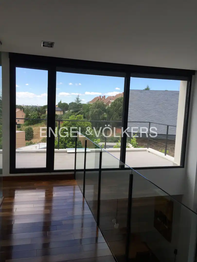 Terraza de Casa o chalet de alquiler en Torrelodones con Aire acondicionado, Calefacción y Jardín privado