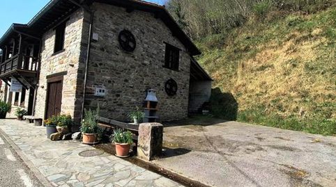 Foto 2 de Casa o chalet en venta en Saja - Carretera General, 99, Los Tojos , Cantabria