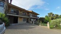 Vista exterior de Casa o xalet en venda en Puente Viesgo amb Calefacció, Jardí privat i Terrassa