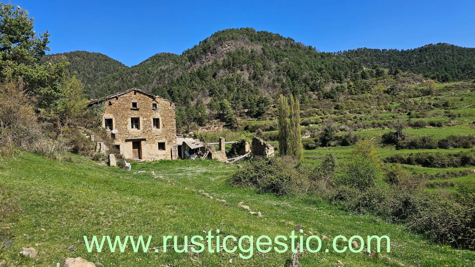 Finca rústica en venda en Les Llosses amb Jardí privat, Terrassa i Balcó