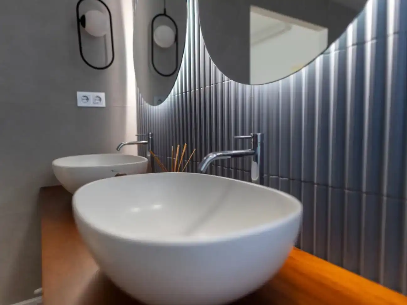 Baño de Piso en venta en Águilas con Aire acondicionado, Jardín privado y Parquet