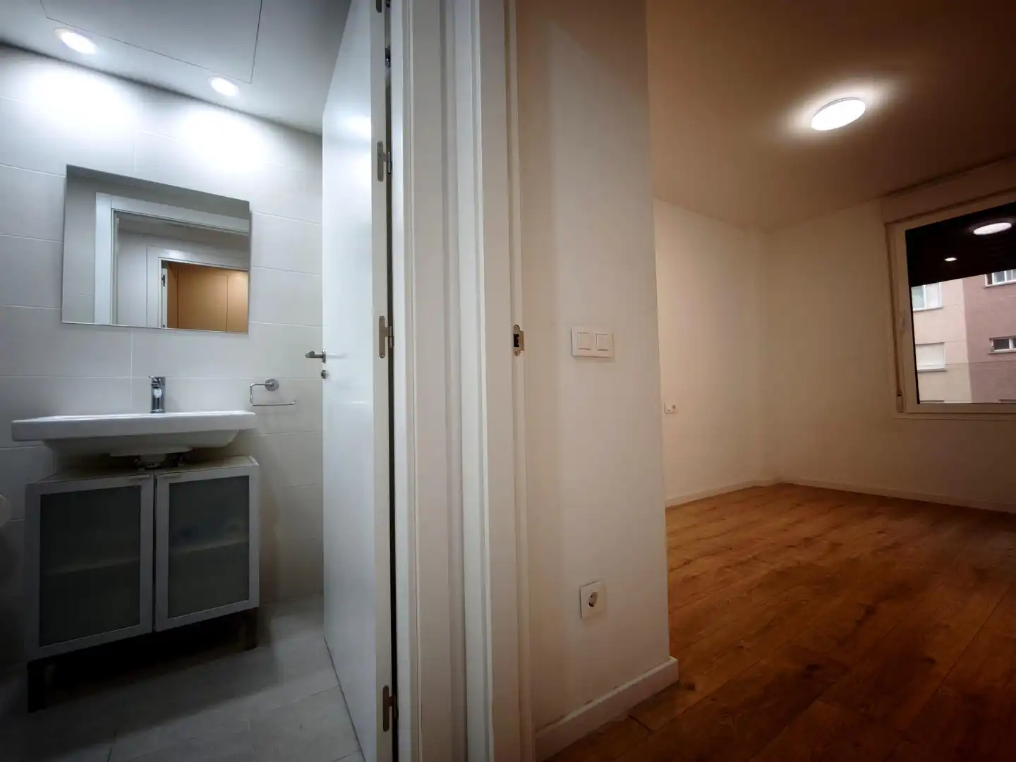 Habitación de Piso de alquiler en Valencia con Aire acondicionado, Calefacción y Parquet