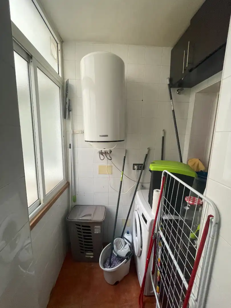 Bathroom of Flat for sale in Maracena  with Air Conditioner, Terrace and Furnished