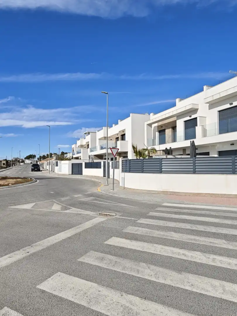 Außenansicht von Residential zum Verkauf in Los Montesinos