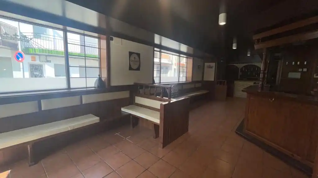 Local comercial en venta en de les Arenes, imagen 3