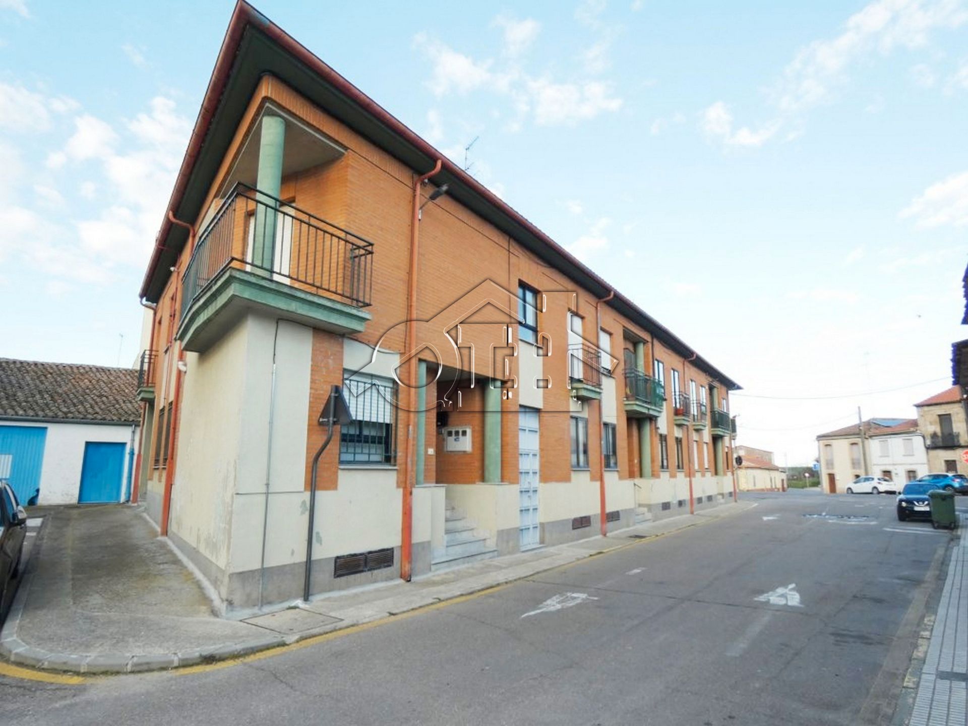Vista exterior de Dúplex en venda en San Cristóbal de la Cuesta amb Calefacció, Parquet i Terrassa