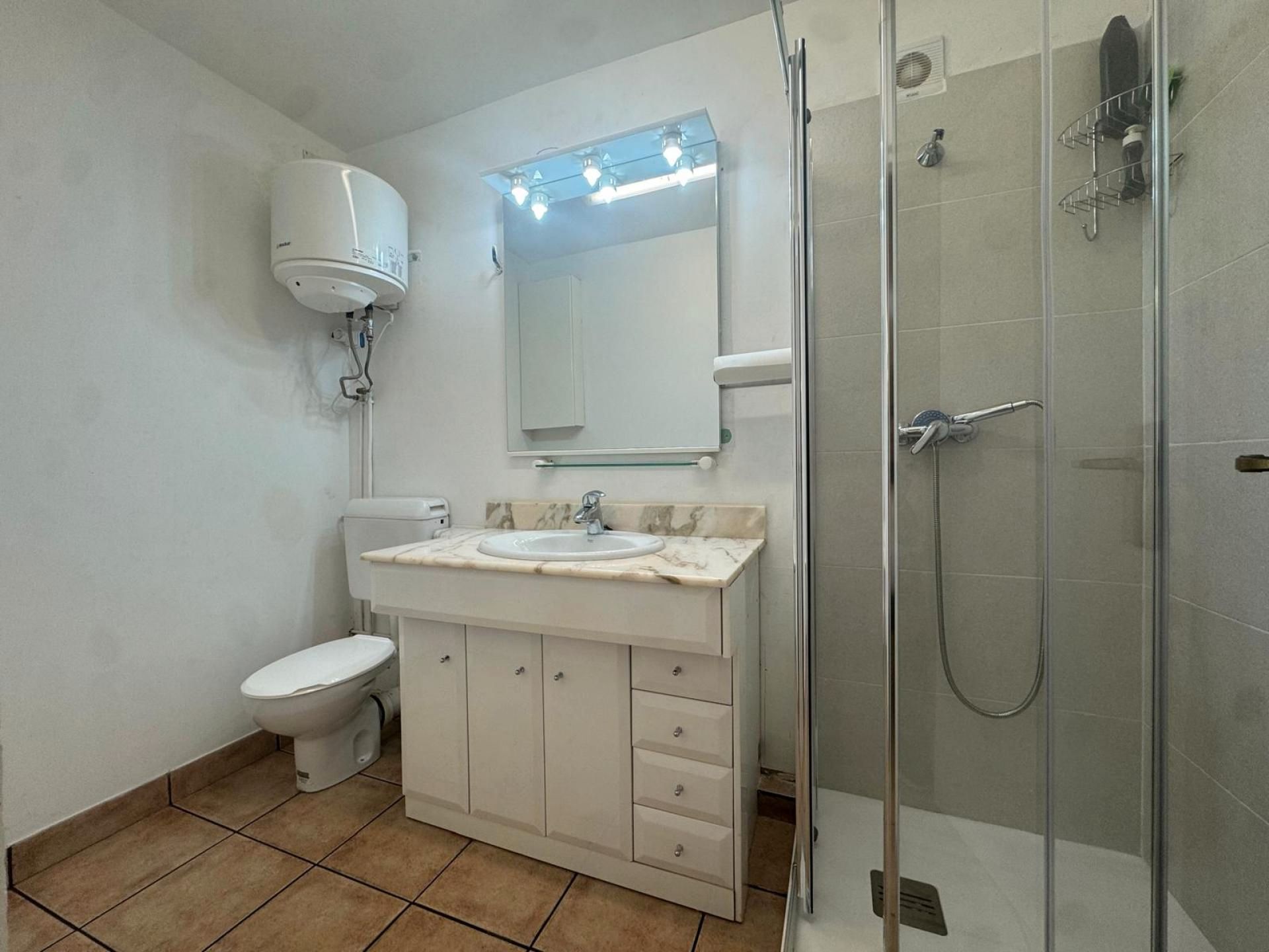 Bathroom of House or chalet for sale in Fonollosa  with Heating, Private garden and Storage room